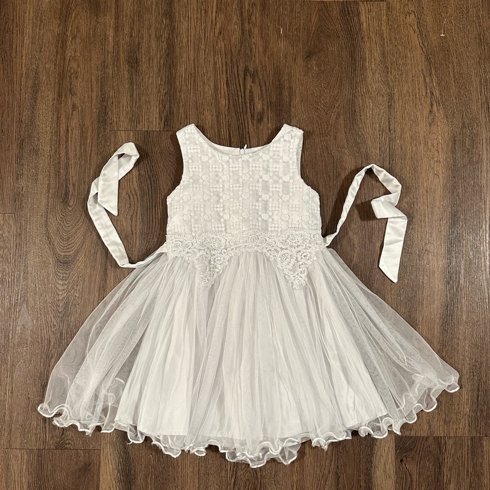 White tulle formal dress